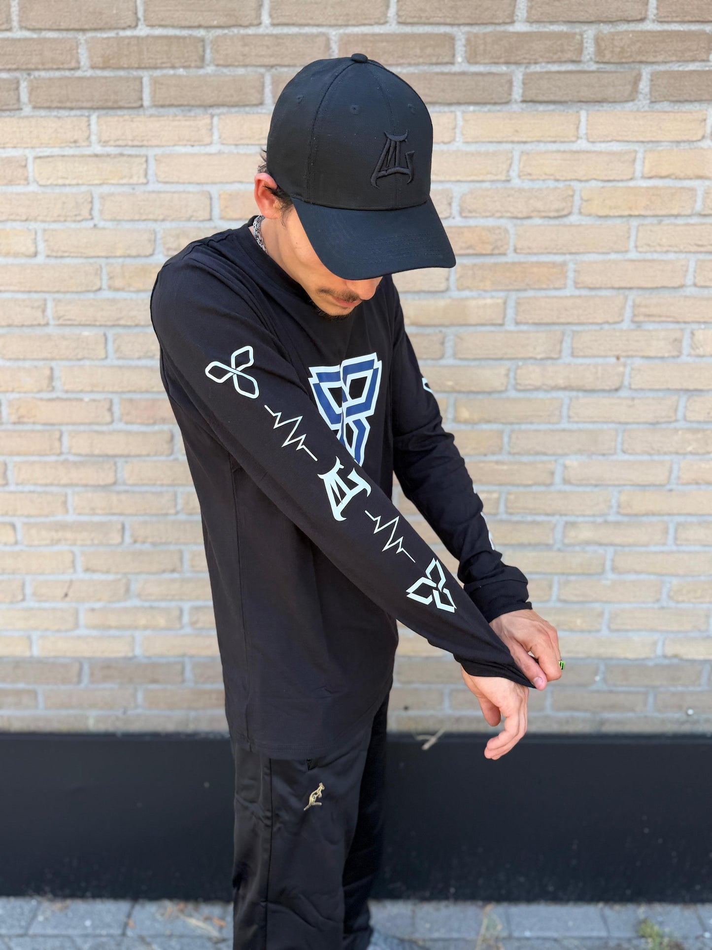 Digital Overdose longsleeve Scream | Black